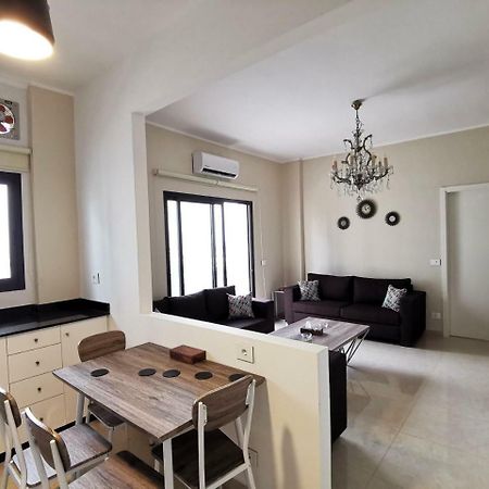 West House Apartments-Mar Mikhael Beirut Eksteriør bilde